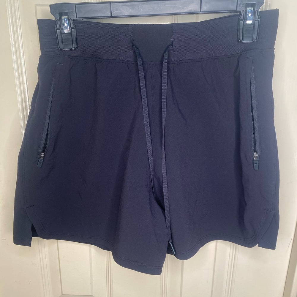 Lulu lemon shorts 6